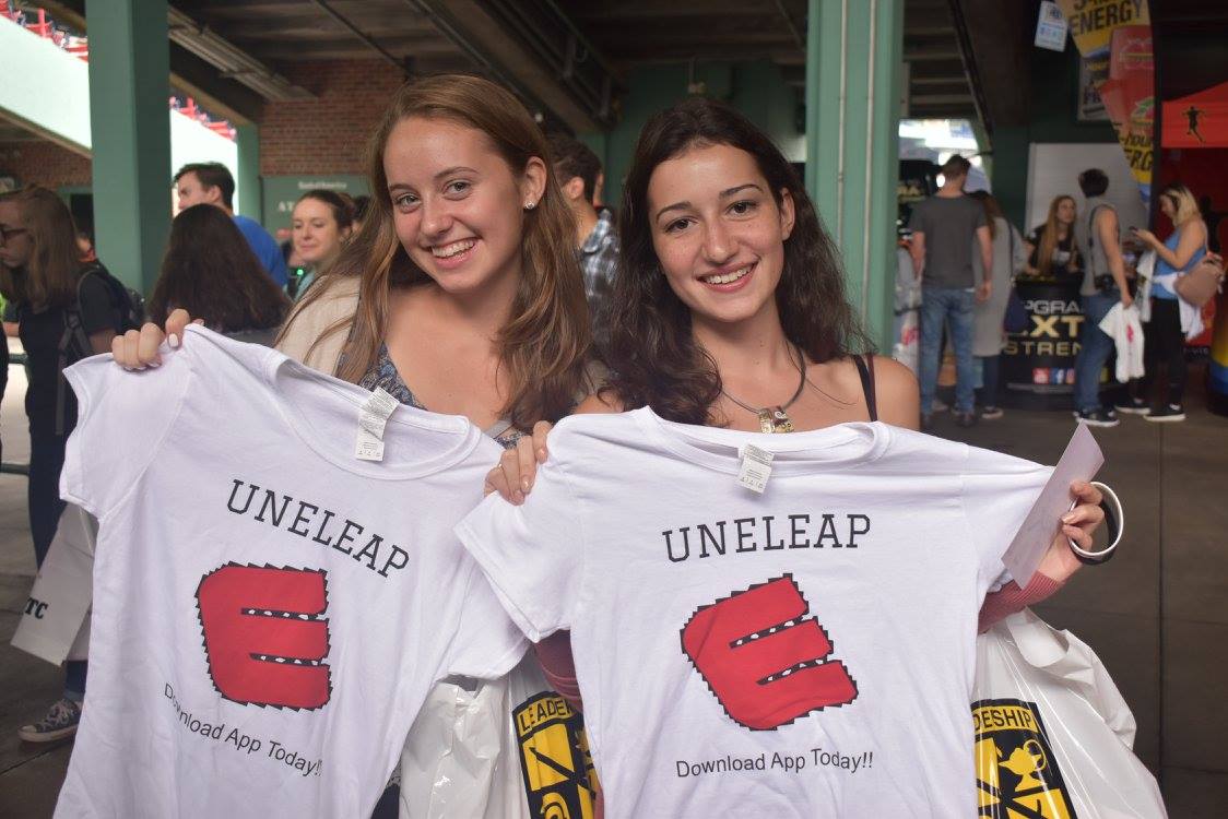 Students together at an earlier Uneleap event